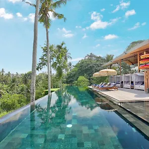 ***** Resort Kaamala Luxury & By Ini Vie Hospitality Indonésia